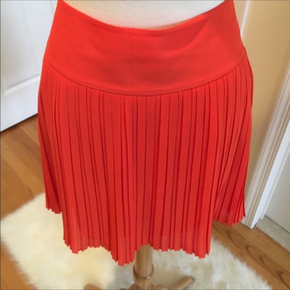 LOFT Pleated Skirt - Picture 1 of 5